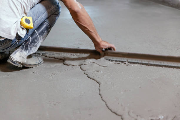 Best Custom Concrete Contractor  in Lewisburg, OH